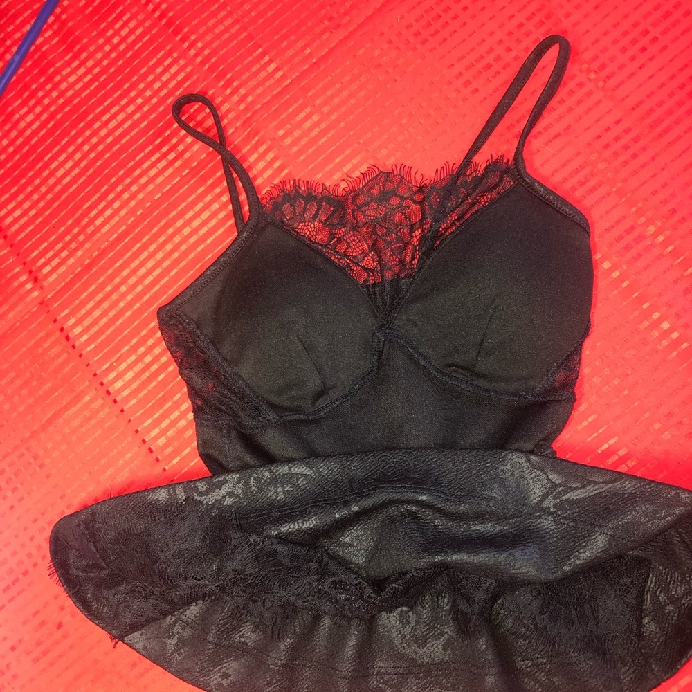 Windsor Sexy lace top - Picture 8 of 10